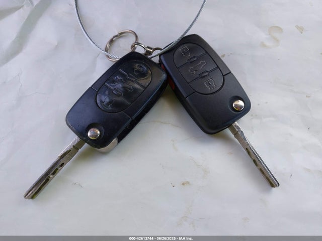 2002 AUDI TT TRUTX28N221007183 Photo 10