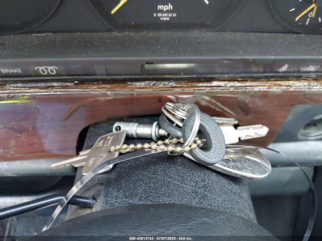 1984 MERCEDES-BENZ 300 WDBCB20B7EA077971 Photo 10