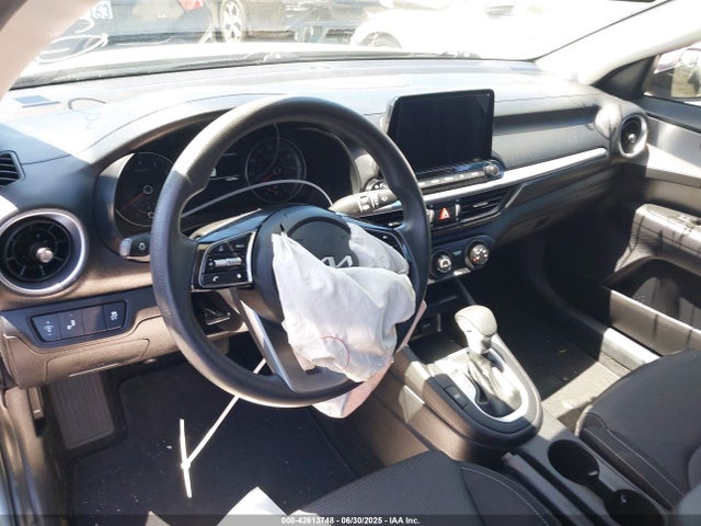 3KPF24AD6PE652300 KIA mpi nu