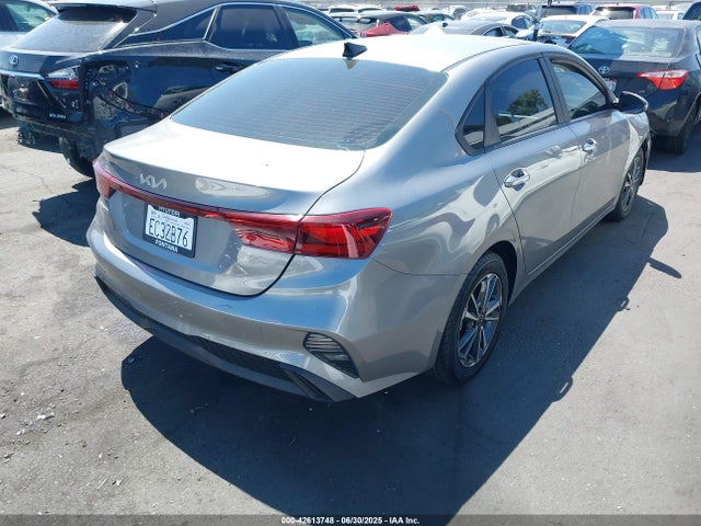 3KPF24AD6PE652300 KIA mpi nu