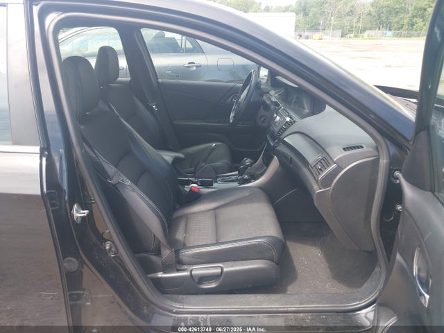 1HGCR2F54HA281681 Honda k24w1