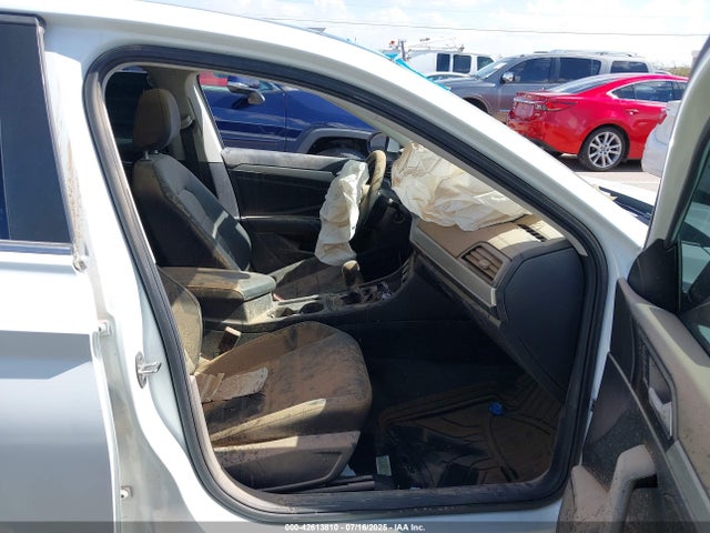 3VWC57BU6MM046116 Volkswagen tsi