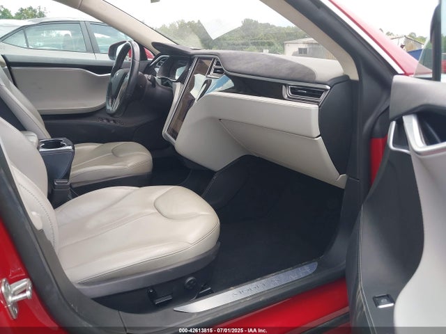 2015 TESLA MODEL S 5YJSA1H23FFP77574 Photo 4