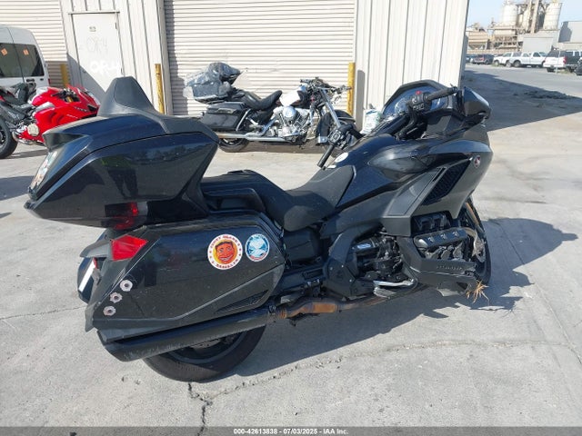 2021 HONDA GL1800 JH2SC7957MK301244 Photo 3