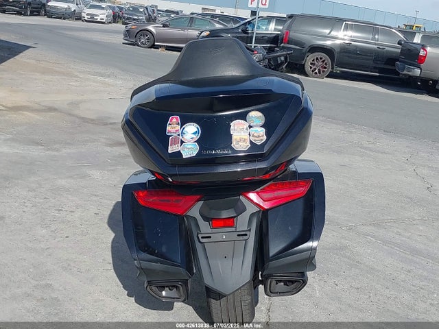 2021 HONDA GL1800 JH2SC7957MK301244 Photo 5