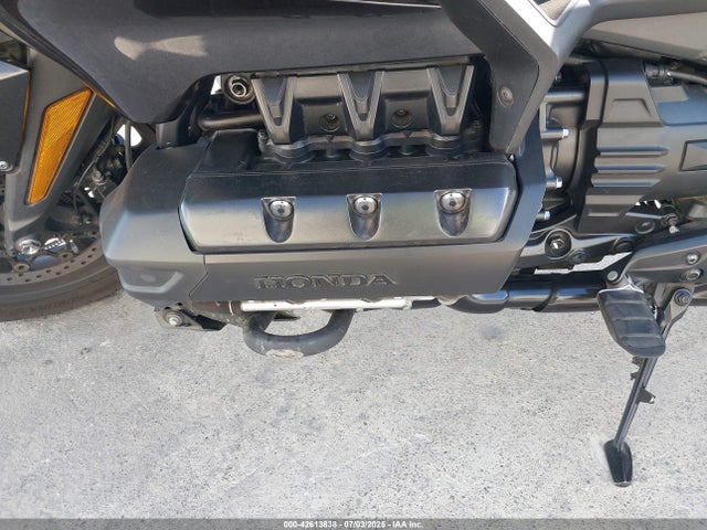 2021 HONDA GL1800 JH2SC7957MK301244 Photo 8