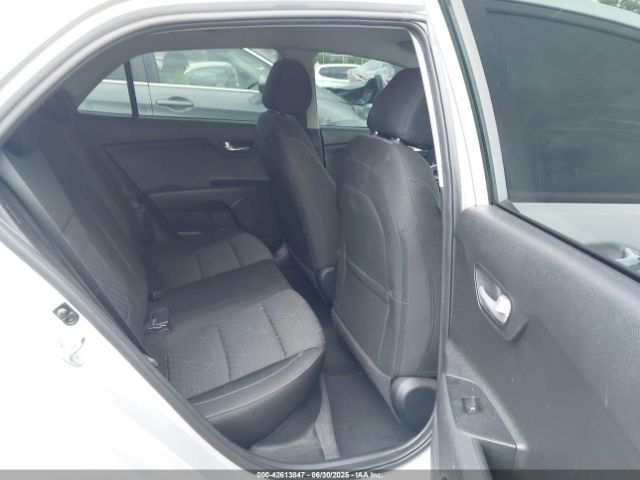 2023 KIA RIO 5-DOOR 3KPA25AD4PE511693 Photo 7