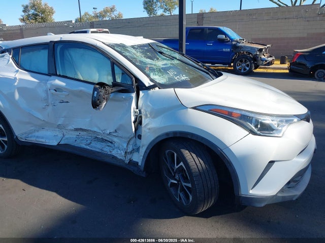 NMTKHMBX4JR041778 Toyota 3zr-fae