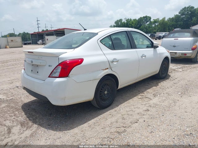 3N1CN7AP0JL865688 Nissan Versa