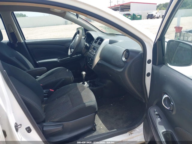 3N1CN7AP0JL865688 Nissan Versa