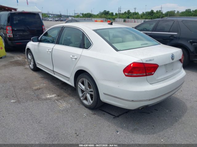 2013 VOLKSWAGEN PASSAT 1VWBN7A32DC059970 Photo 2