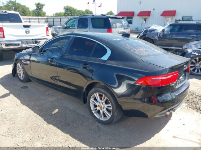 2017 JAGUAR XE SAJAD4BNXHA957204 Photo 2