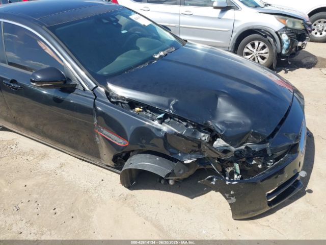 2017 JAGUAR XE SAJAD4BNXHA957204 Photo 5