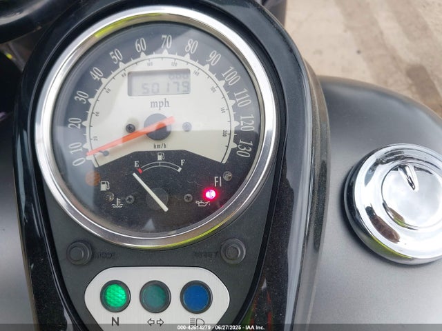 Kawasaki Vulcan 900 2018 JKAVN2B14JA094396 Image 7