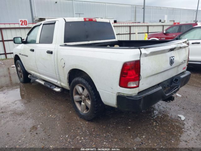 2012 RAM 1500 1C6RD7KT1CS205659 Photo 2