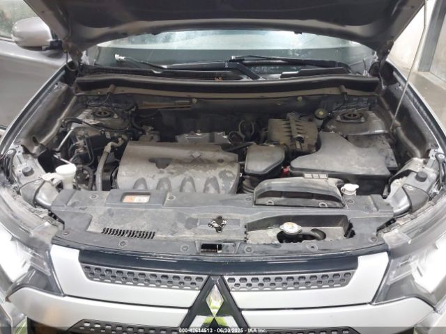 2019 MITSUBISHI OUTLANDER JA4AZ3A30KZ041340 Photo 9
