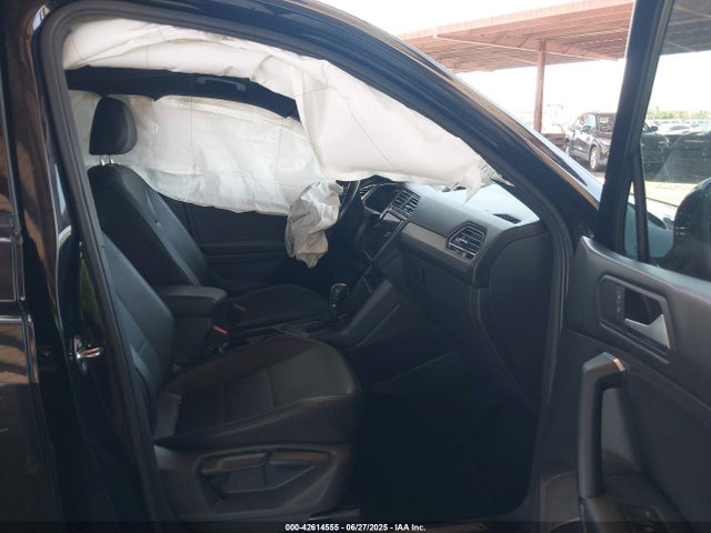 3VV3B7AX4KM105881 Volkswagen 2019