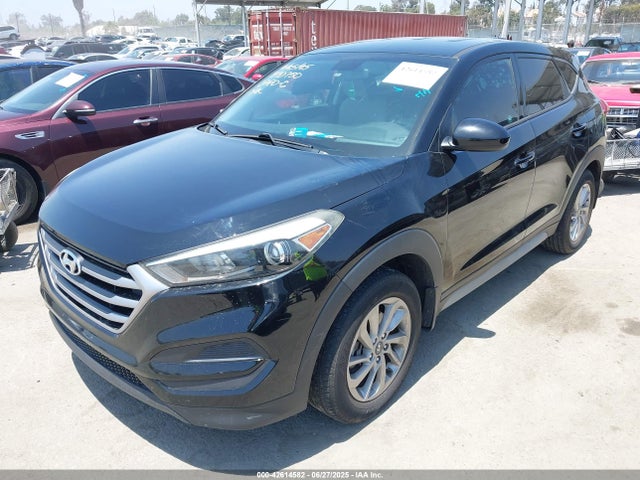 KM8J23A41HU381102 Hyundai TUCSON SE