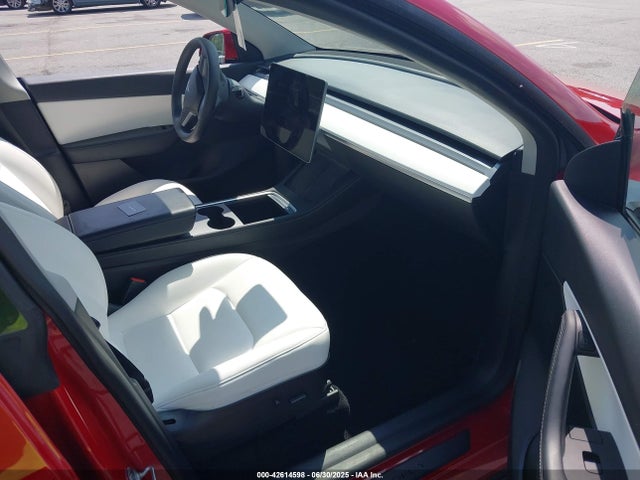 2022 TESLA MODEL Y 7SAYGDEF4NF518918 Photo 4