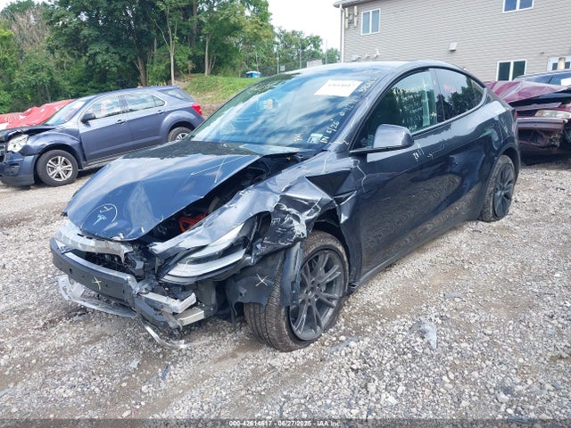 2025 TESLA MODEL Y 7SAYGDED0SA379085 Photo 1
