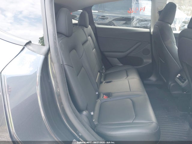 2025 TESLA MODEL Y 7SAYGDED0SA379085 Photo 7