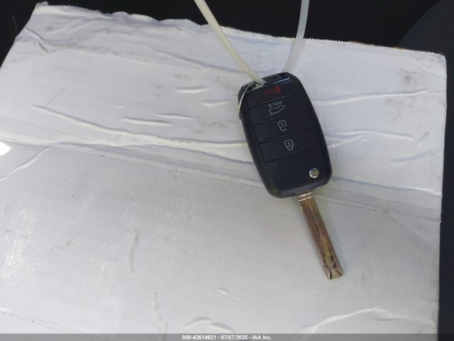 KIA dohc gdi gamma 2015 KNDJN2A23F7766080 Image 11