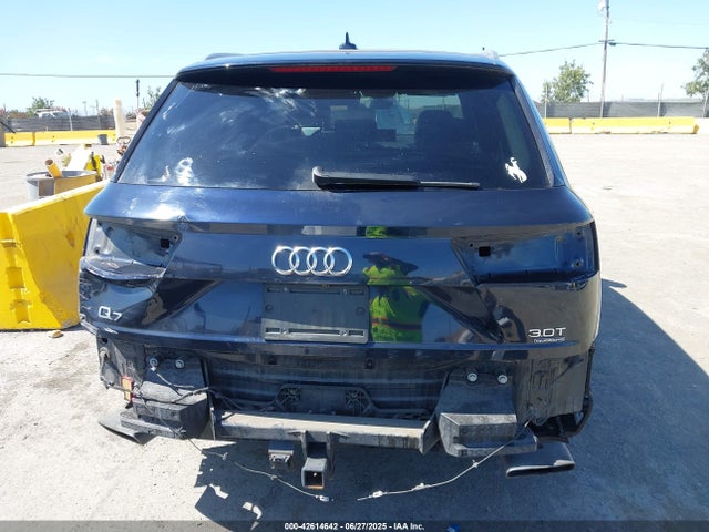 Audi 3.0t 2018 WA1LAAF77JD014194 Image 17