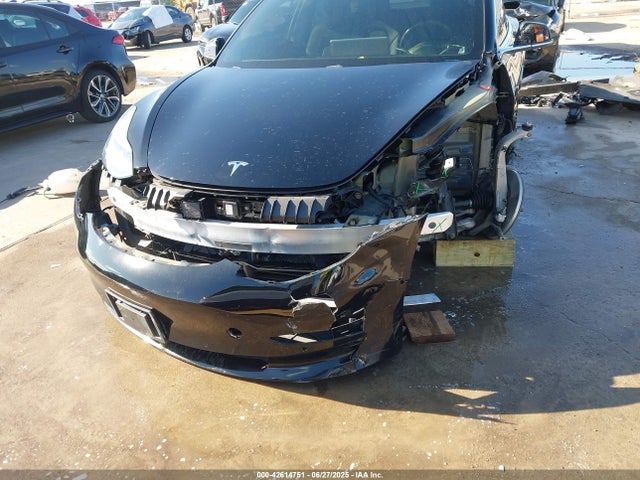 2018 TESLA MODEL 3 5YJ3E1EB2JF118956 Photo 5