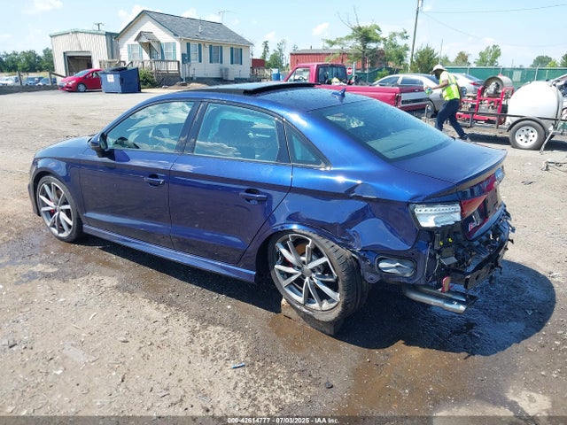 2018 AUDI S3 WAUF1GFF2J1034509 Photo 2