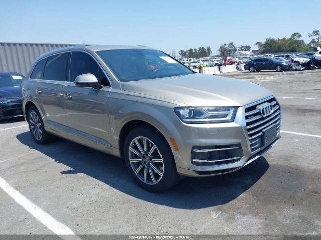 2017 AUDI Q7 WA1LAAF79HD033100