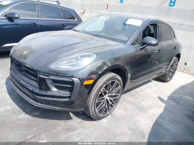 2024 PORSCHE MACAN WP1AA2A53RLB18660 Photo 1