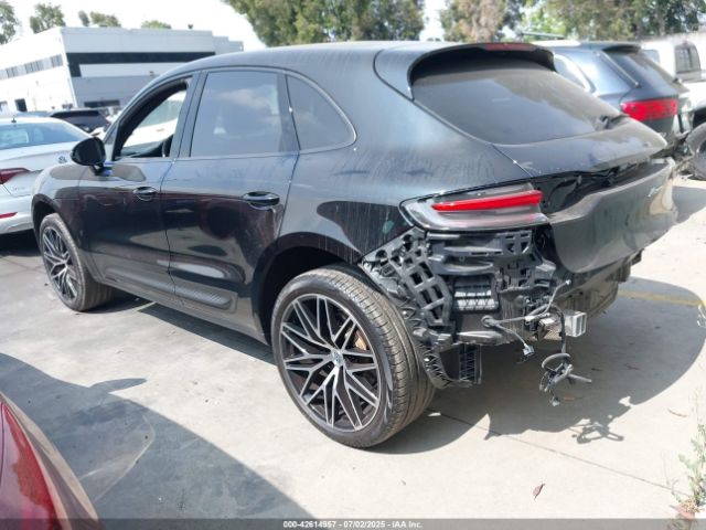 2024 PORSCHE MACAN WP1AA2A53RLB18660 Photo 2