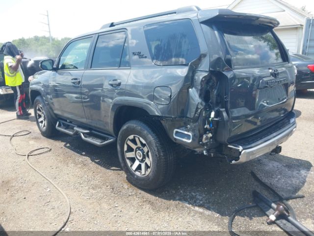 2024 TOYOTA 4RUNNER JTERU5JR4R6301155 Photo 2