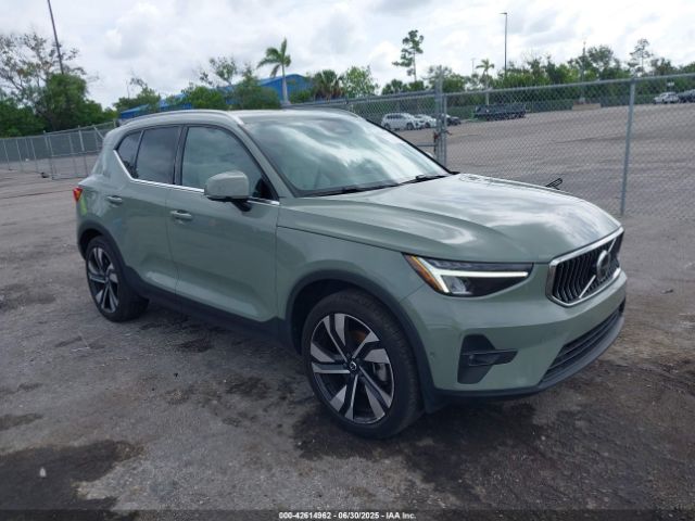 2023 VOLVO XC40 YV4L12UN2P2099041