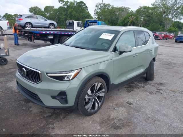 2023 VOLVO XC40 YV4L12UN2P2099041 Photo 1
