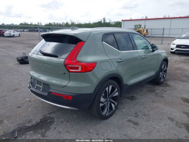 2023 VOLVO XC40 YV4L12UN2P2099041 Photo 3