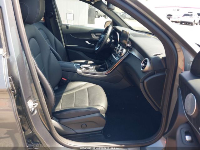 WDC0G4JB0HV009633 Mercedes-Benz m274