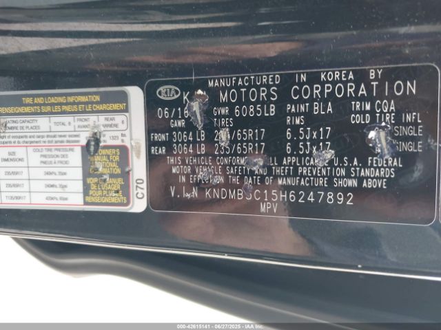 KNDMB5C15H6247892 KIA 2017