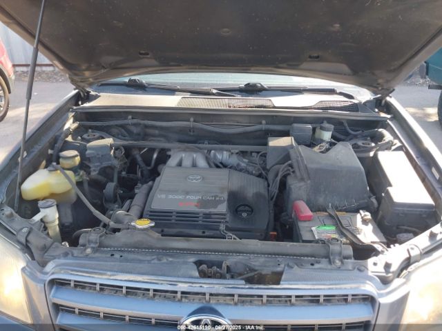 2002 TOYOTA HIGHLANDER JTEHF21A120046276 Photo 9