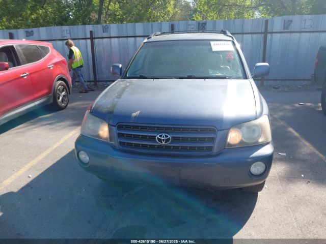 2002 TOYOTA HIGHLANDER JTEHF21A120046276 Photo 5