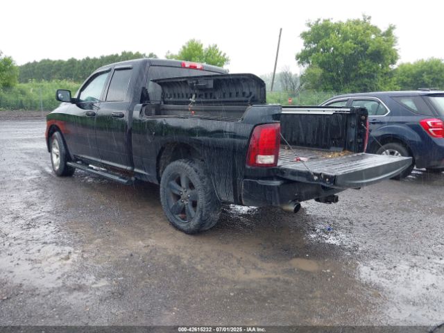 2015 RAM 1500 1C6RR7FT2FS509180 Photo 2