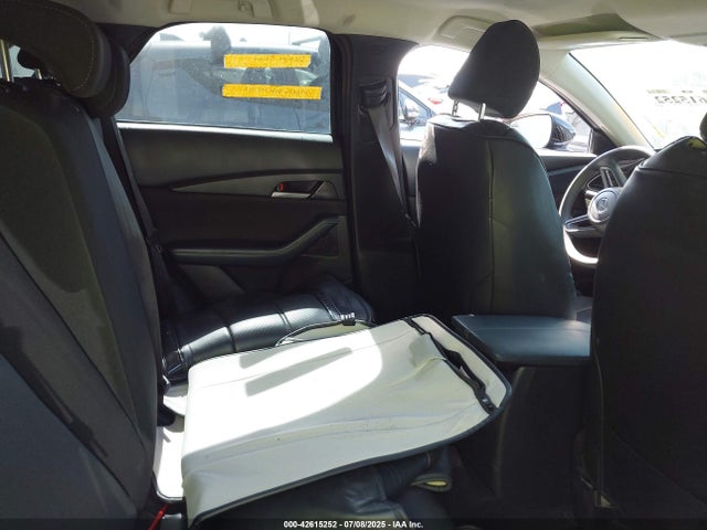 Mazda py 2020 3MVDMABL8LM133964 Image 8