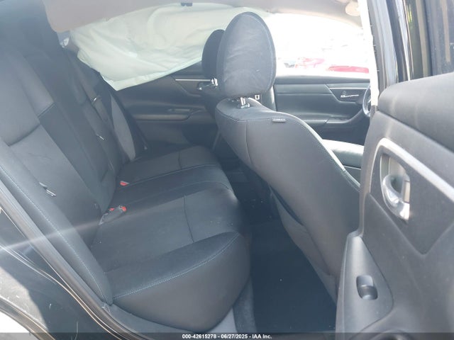1N4AL3AP5HC491304 Nissan 2017