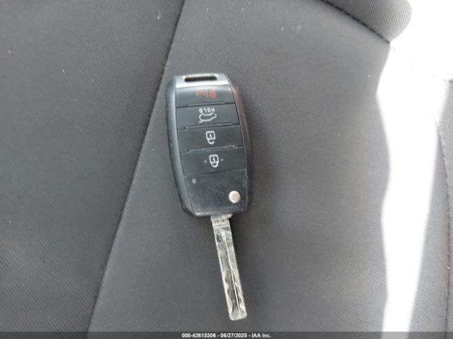 2015 KIA SOUL KNDJN2A21F7799496 Photo 10
