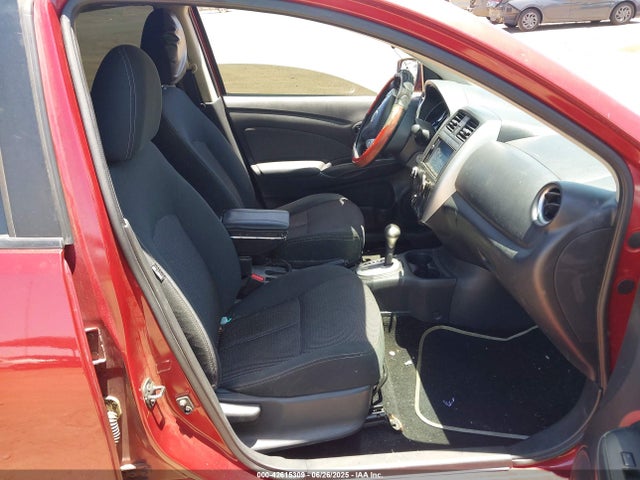 3N1CN7APXGL833260 Nissan 2016