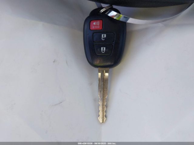 2T3ZFREV0HW389597 Toyota 2ar-fe