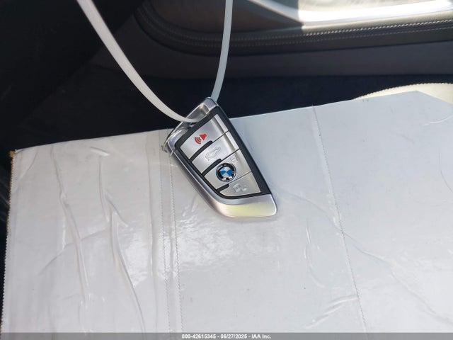 5UXCX6C06N9K18629 BMW X7
