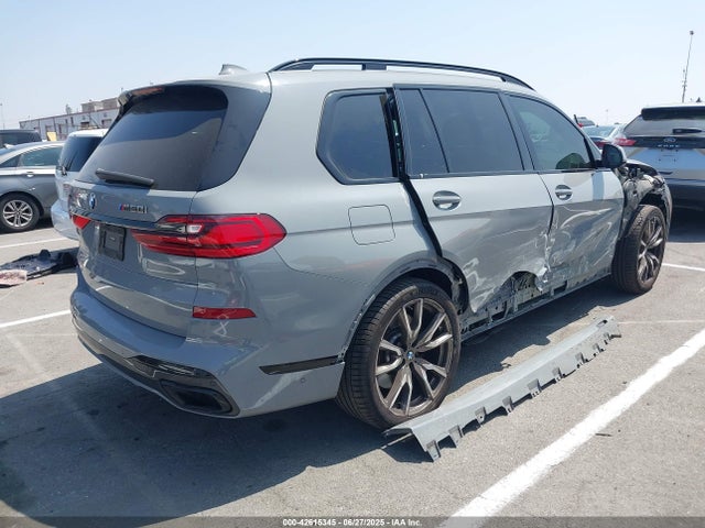 5UXCX6C06N9K18629 BMW X7