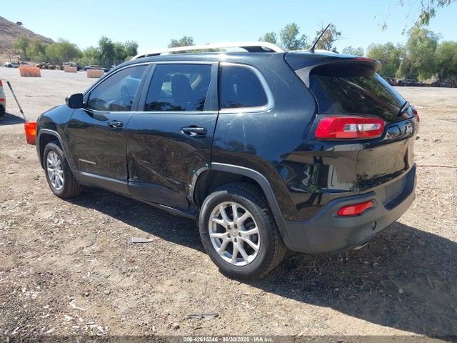 1C4PJLCB0FW790917 Jeep 2015