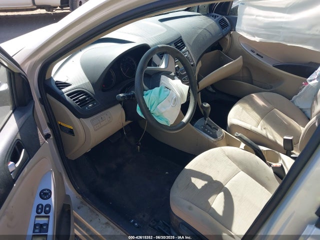 KMHCT4AE1HU237327 Hyundai 2017
